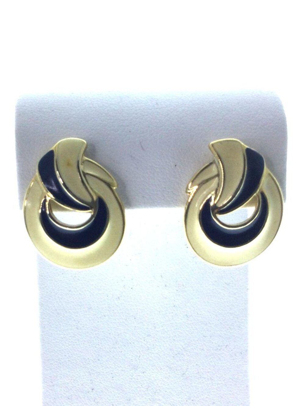 Rare‎ Vintage 1970s Crown Trifari Geometric Enamel Pierced Earrings